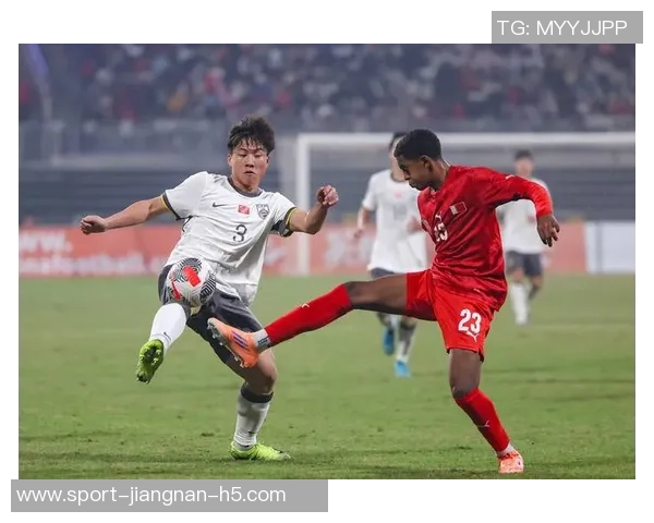 明日对阵巴林U17国足公布名单邝兆镭谢晋万项领衔出征亚预赛 明日对阵巴林U17国足公布名单邝兆镭谢晋万项领衔出征亚预赛